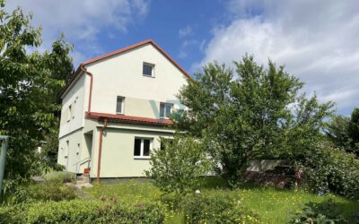 Prodej rodinného domu se zahradou a chatou, 865 m2, Suchdol nad Lužnicí, ulice Erbenova